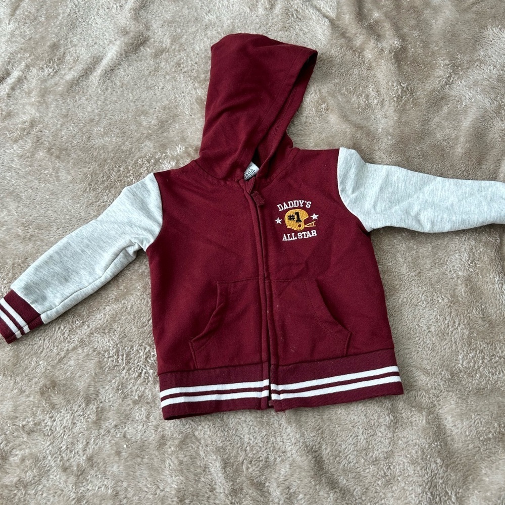 ❤️5 For $20❤️ Cute little lightweight jacket for the little man in your life 🩵